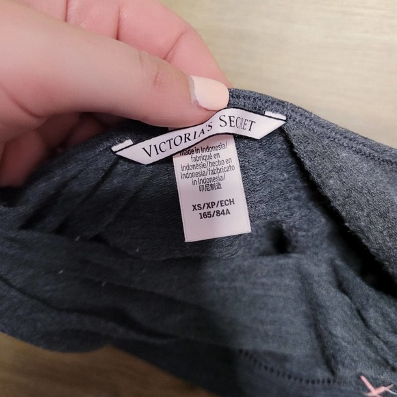 Victoria secret shirt - Picture 7 of 8